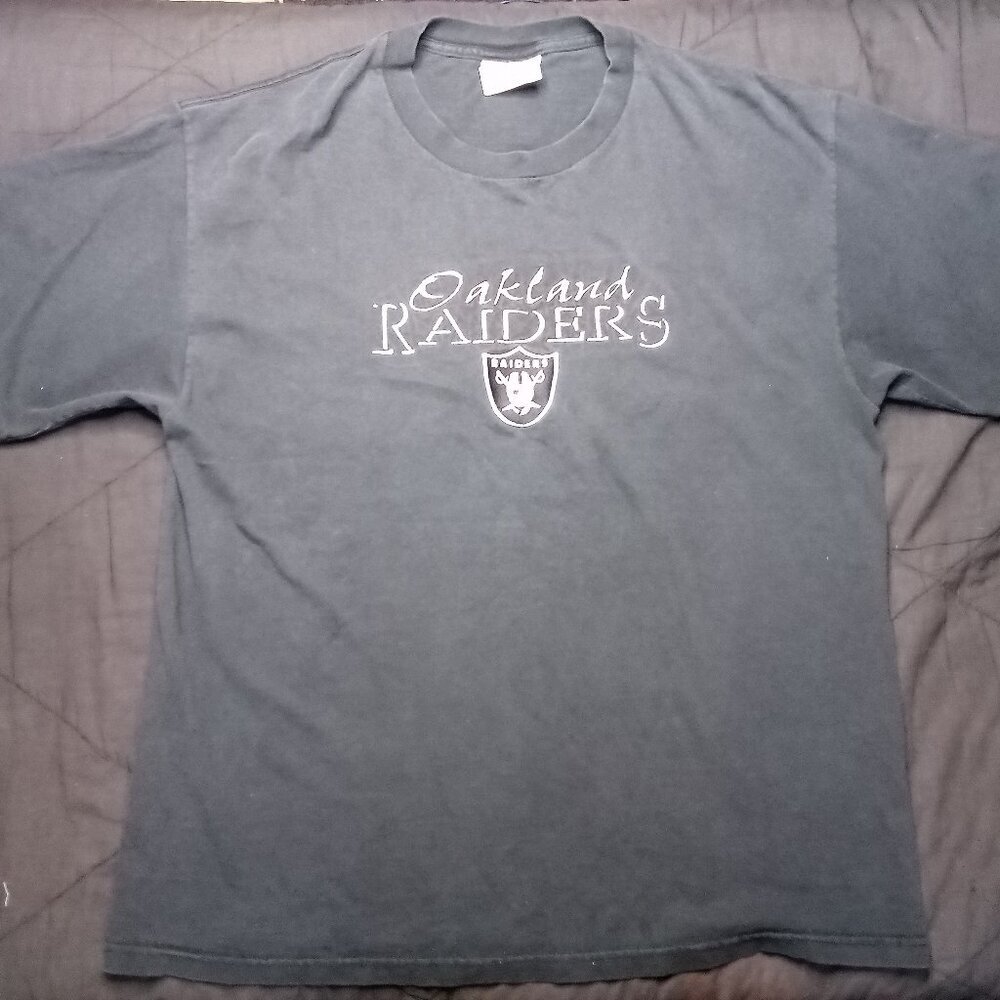 Vintage Lee Nutmeg Oakland Raiders Embroidered T-Shirt - Picture 2 of 7
